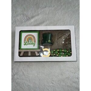 St Patrick’s day decorations - missing pot of gold - Aldi